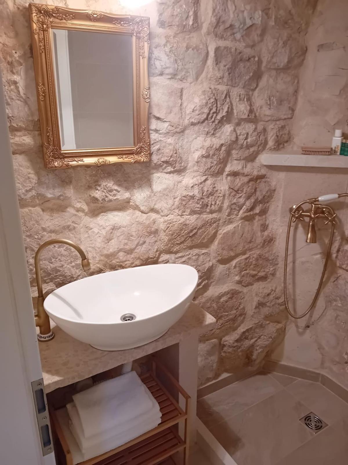 Holiday Home Mimara Korusce Dış mekan fotoğraf